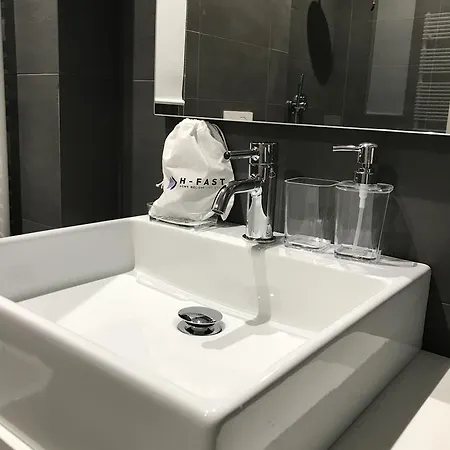 Good Idea! Palace By H-fast Apartman *