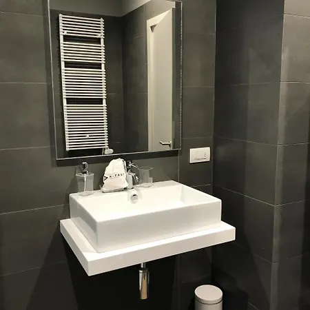 Good Idea! Palace By H-fast Apartman