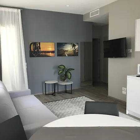 Good Idea! Palace By H-fast Apartman *